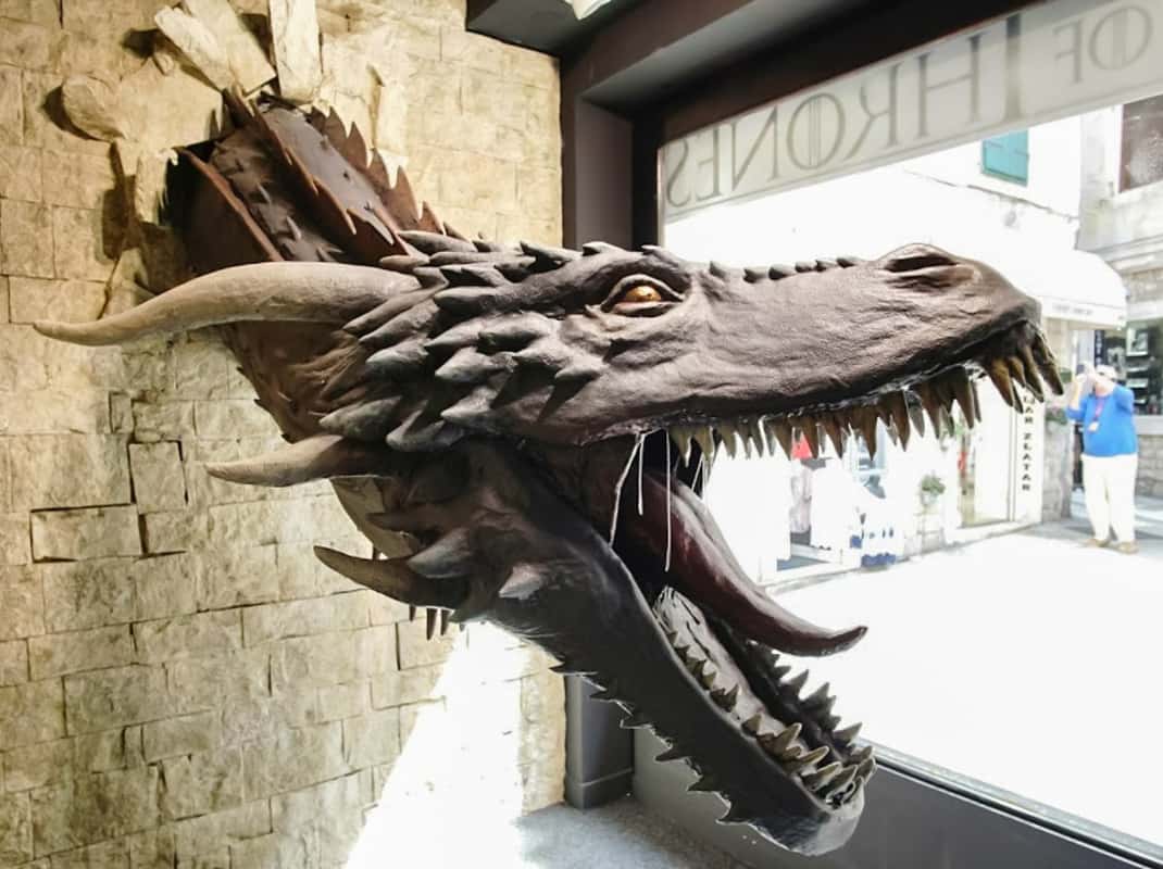 Game of Thrones Museum Split