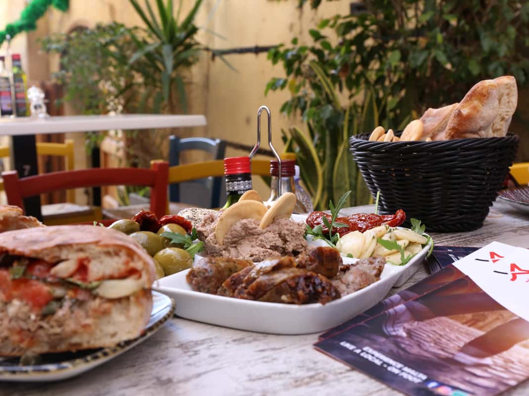 Maltese streetfood pastizzi