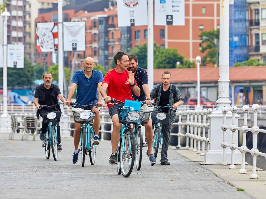 E-bike tour langs de rivier in Bilbao