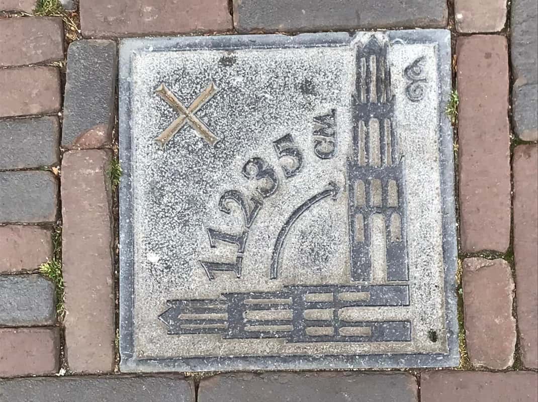 Oudegracht kelderwinkeljes Utrecht tour