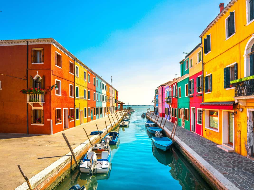 Rondvaart naar Murano en Burano met glasblazen