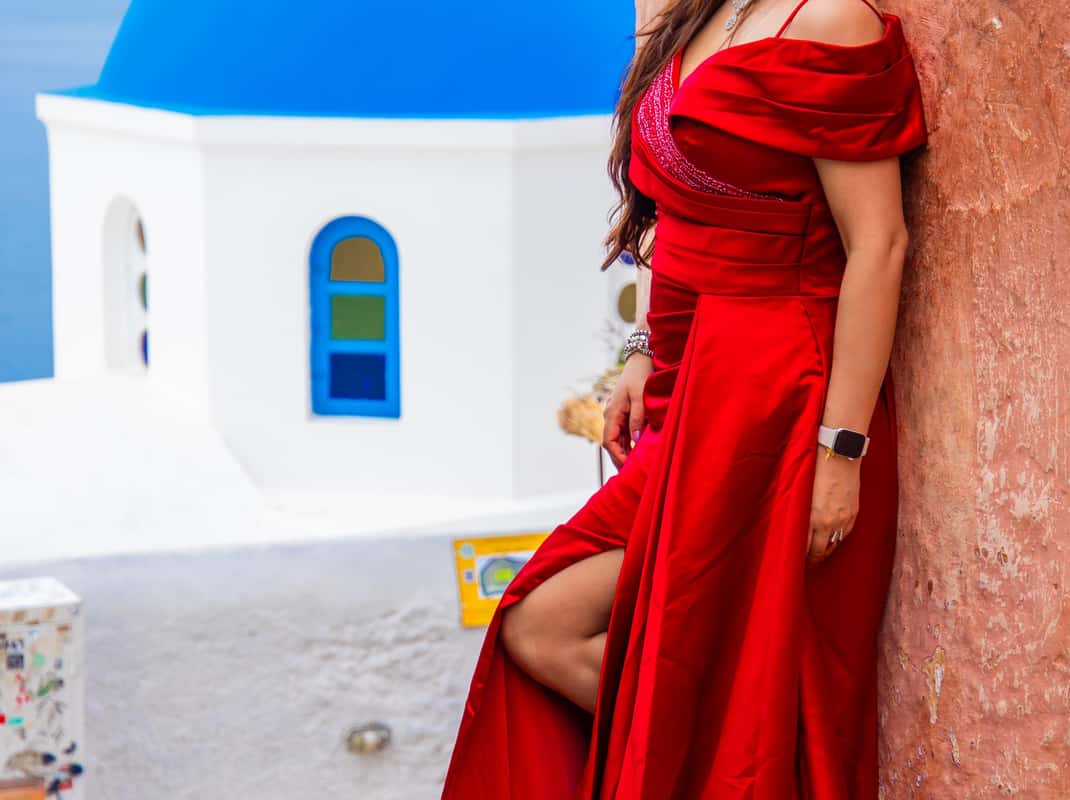Koppel fotoshoot Santorini witte huisjes