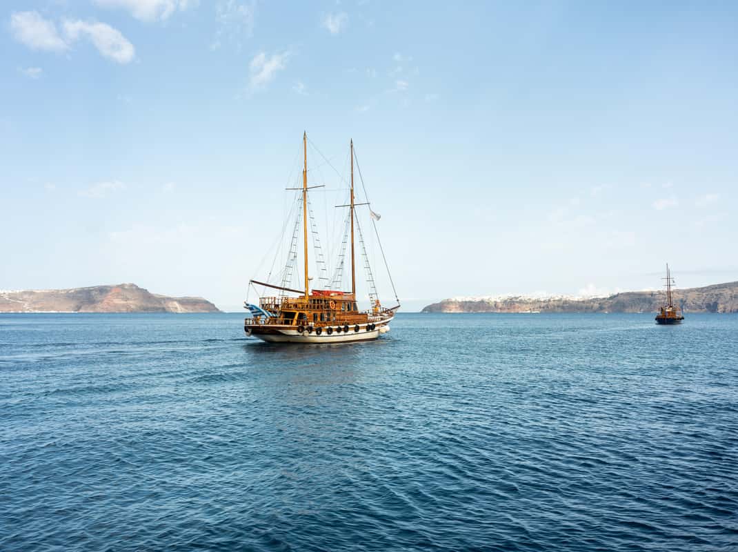 Vulkanische Eilanden Cruise Santorini met caldera uitzicht