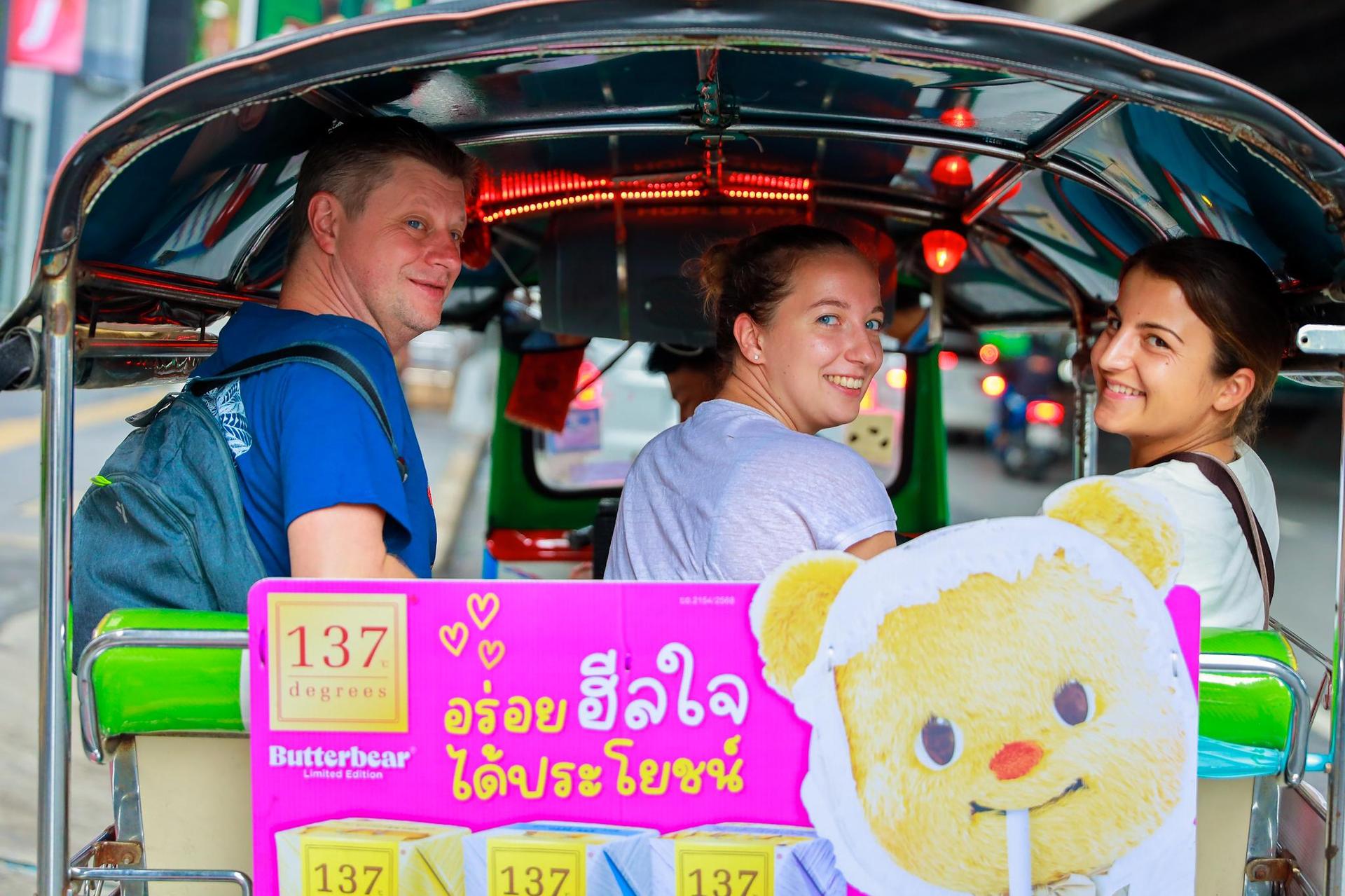 Bangkok: Hands-on Thai Cooking Class and Market Tour - Thumbnail 3