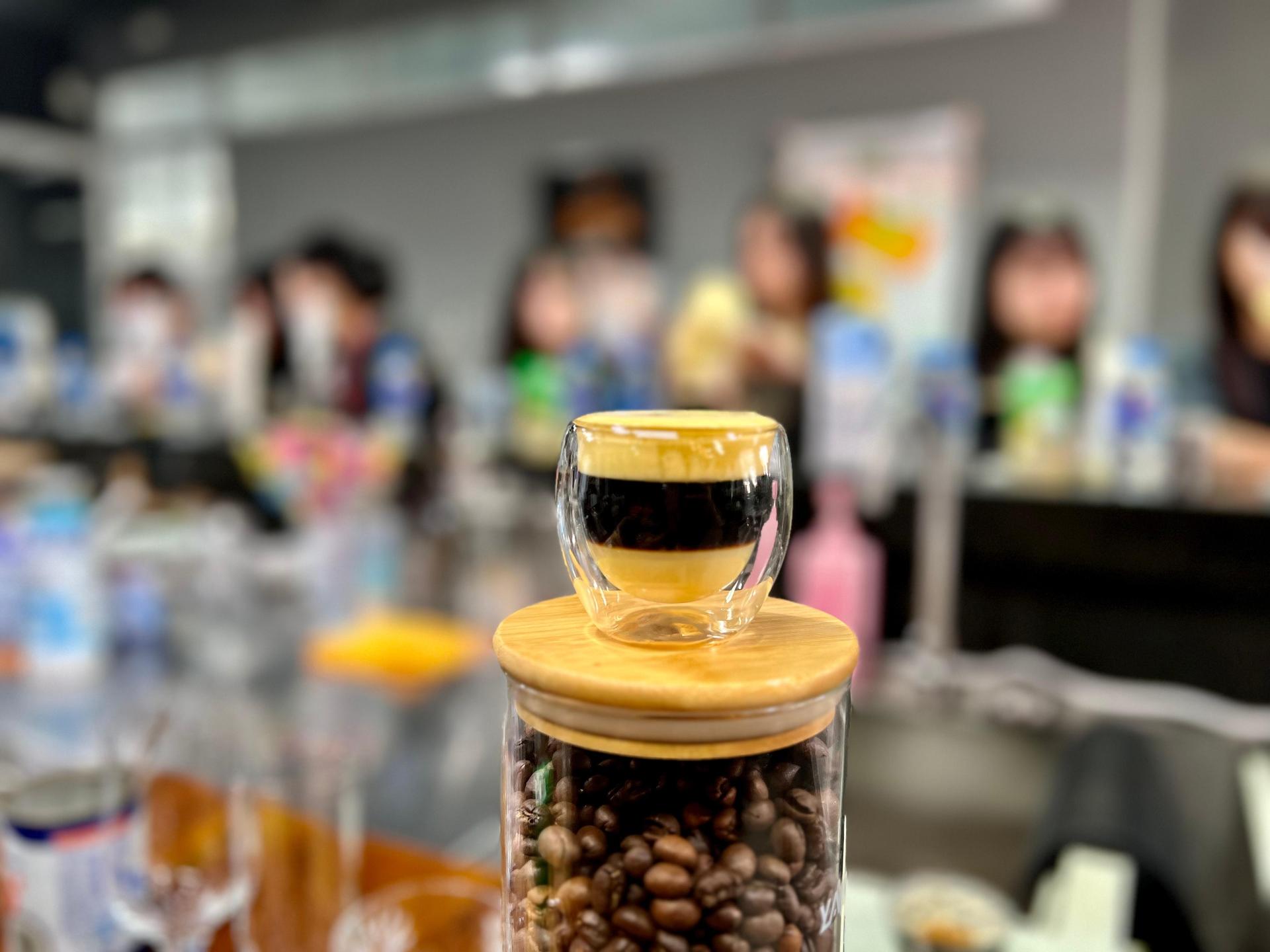 Egg Coffee & 4 Viet Coffee Traditional Brews Workshop HCMC - Thumbnail 2
