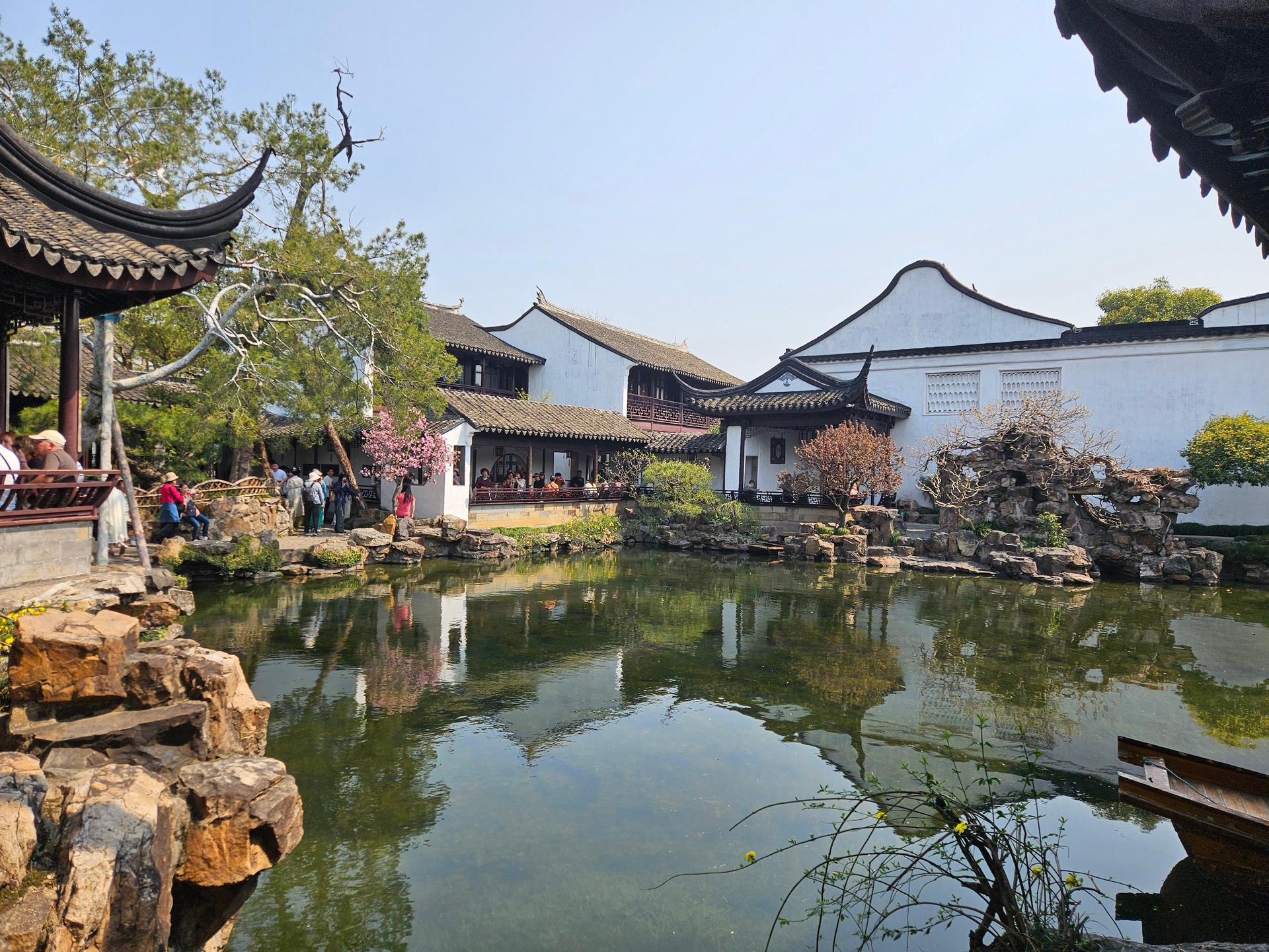 Su Zhou and Zhou Zhuang Water Village Day Tour - Thumbnail 3