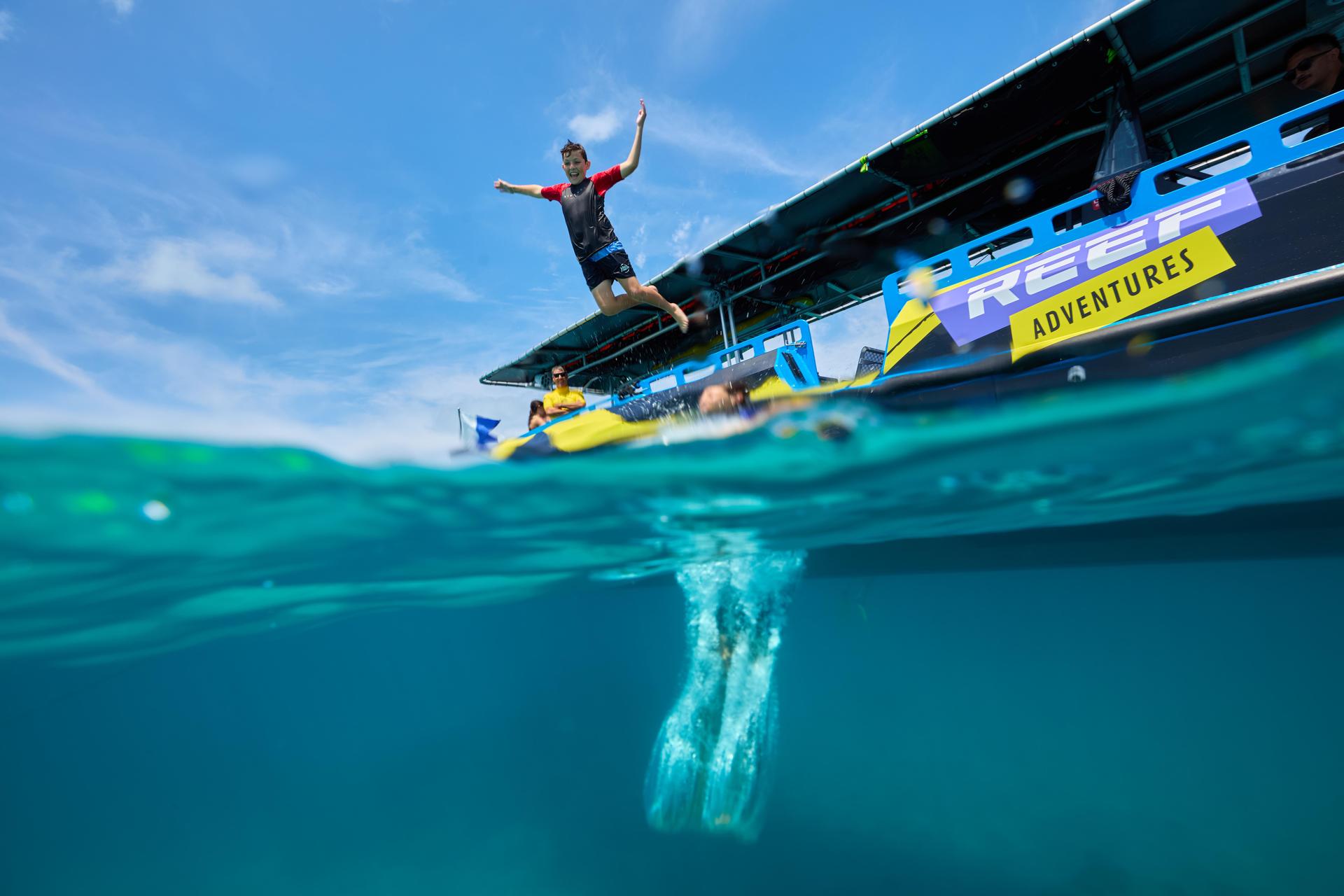 Cairns: Great Barrier Reef Half-Day Snorkelling Tour - Thumbnail 2