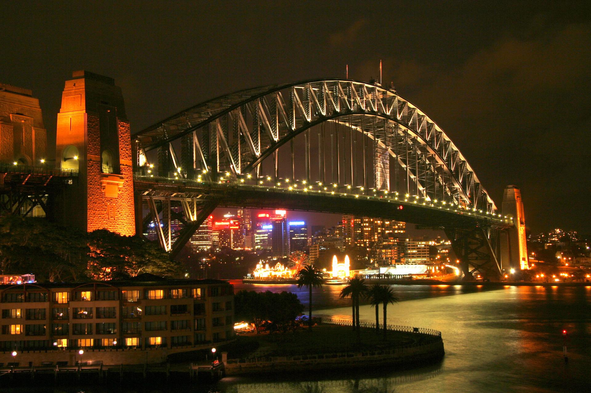Sydney: Spirits of the Rock and Dark Past Walking Tour - Thumbnail 2