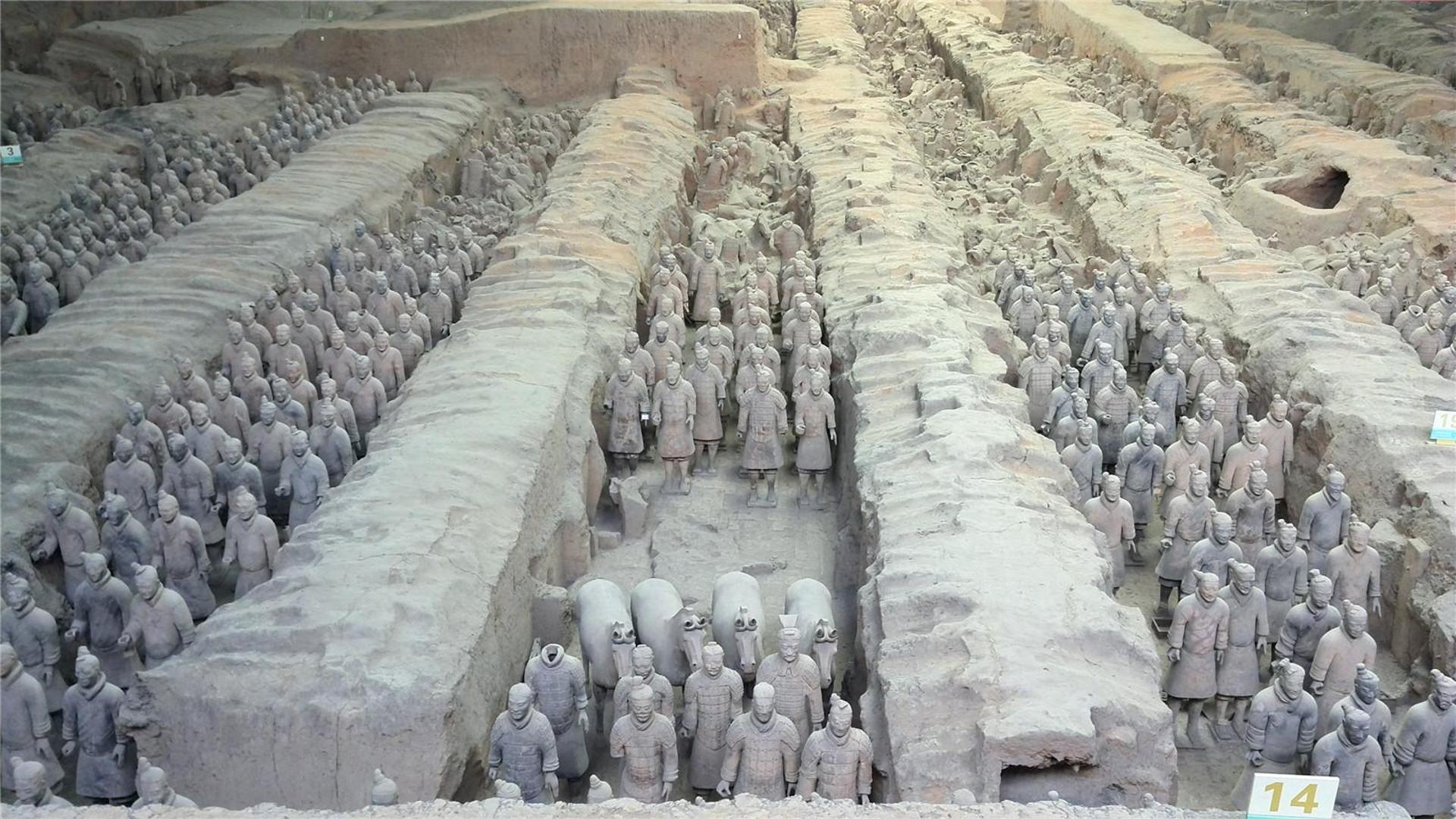 Xian: Terracotta Army Ticket & Guided Bus Tour with Options - Thumbnail 2