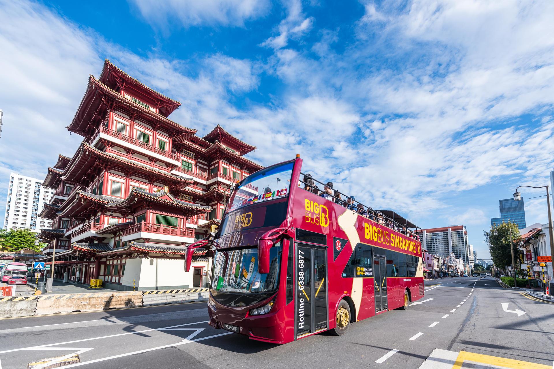 Singapore: Big Bus Hop-On Hop-Off Tour by Open-Top Bus - Thumbnail 2