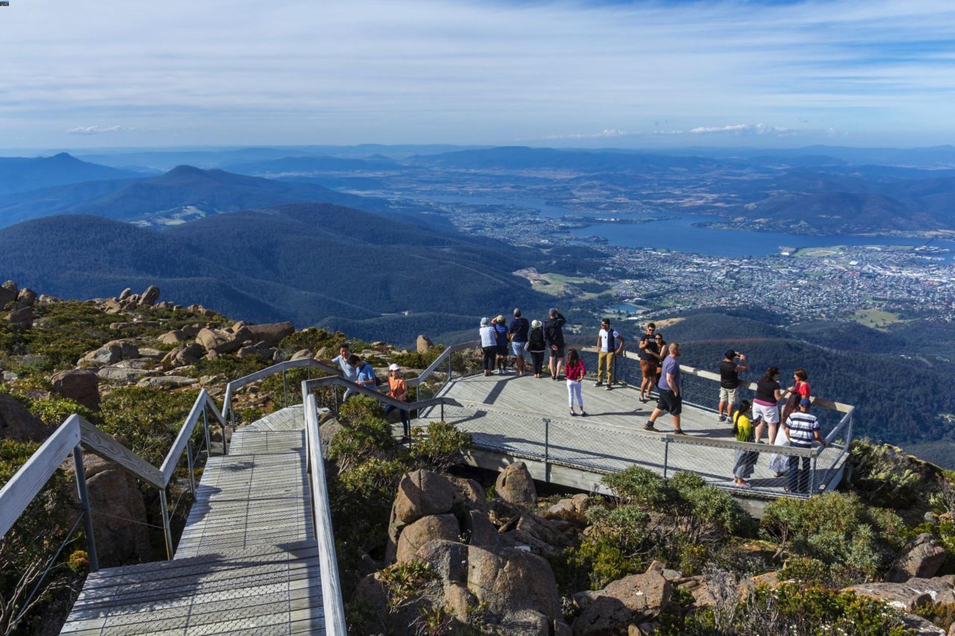 Hobart: Day Trip to Mt Wellington and MONA with Ferry Ride - Thumbnail 2