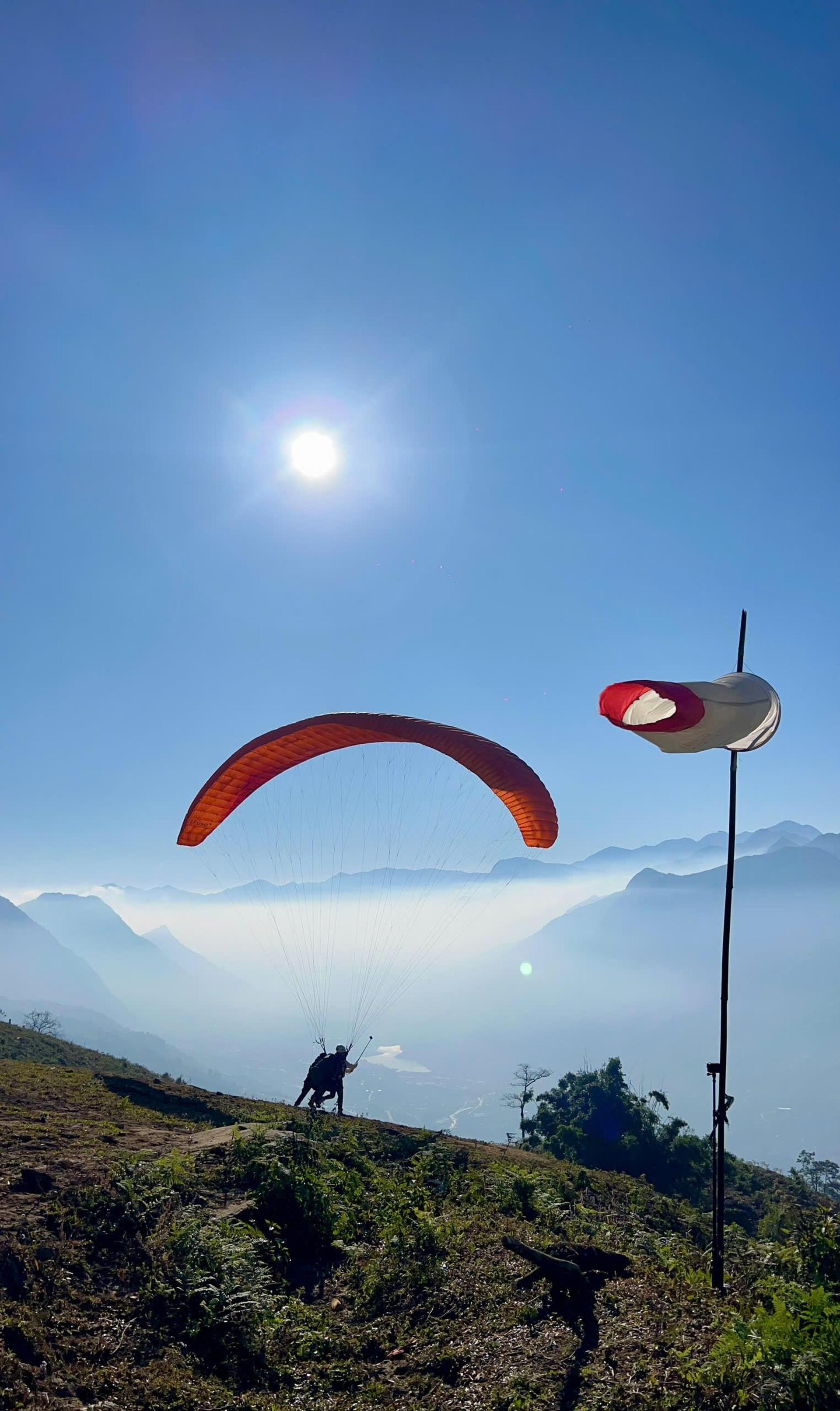 Fly Sapa: Highest Paragliding Flight with Pick-up & Dropoff - Thumbnail 2