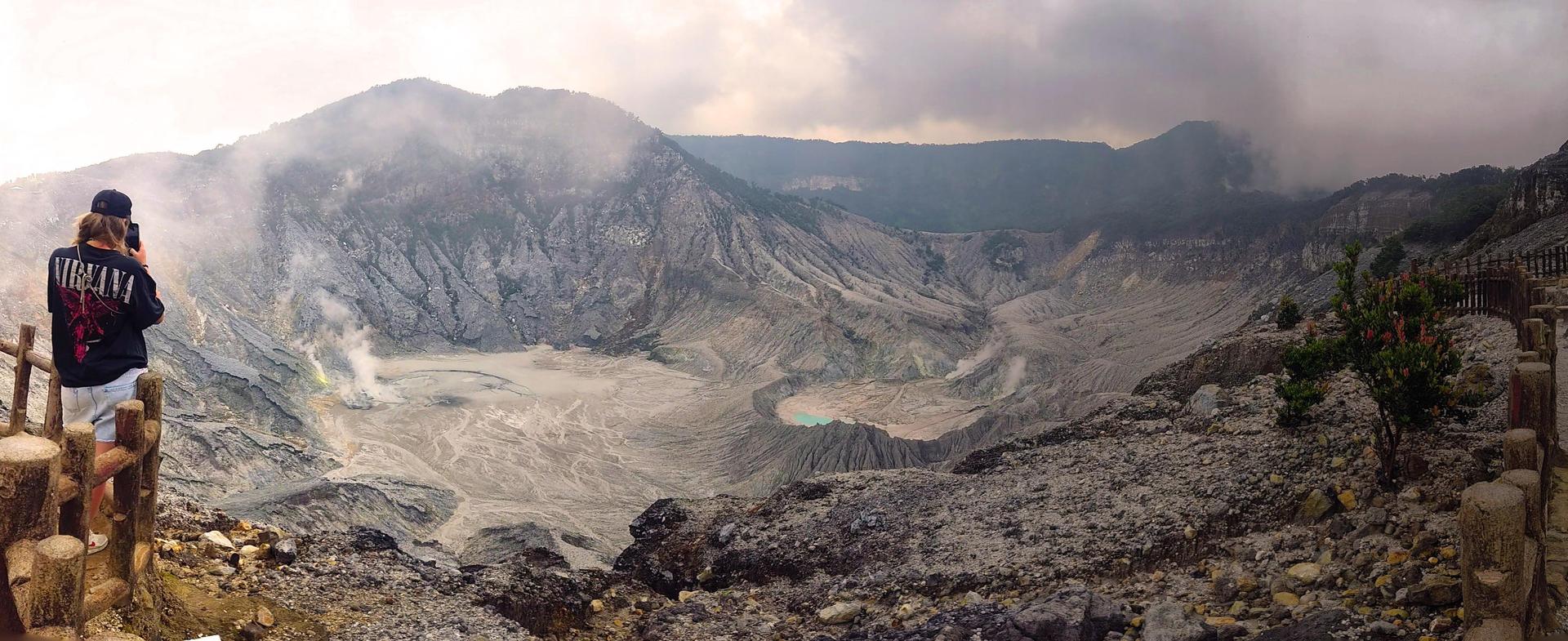 Bandung: Tangkuban Parahu Volcano & Surrounding Areas Tour - Thumbnail 3