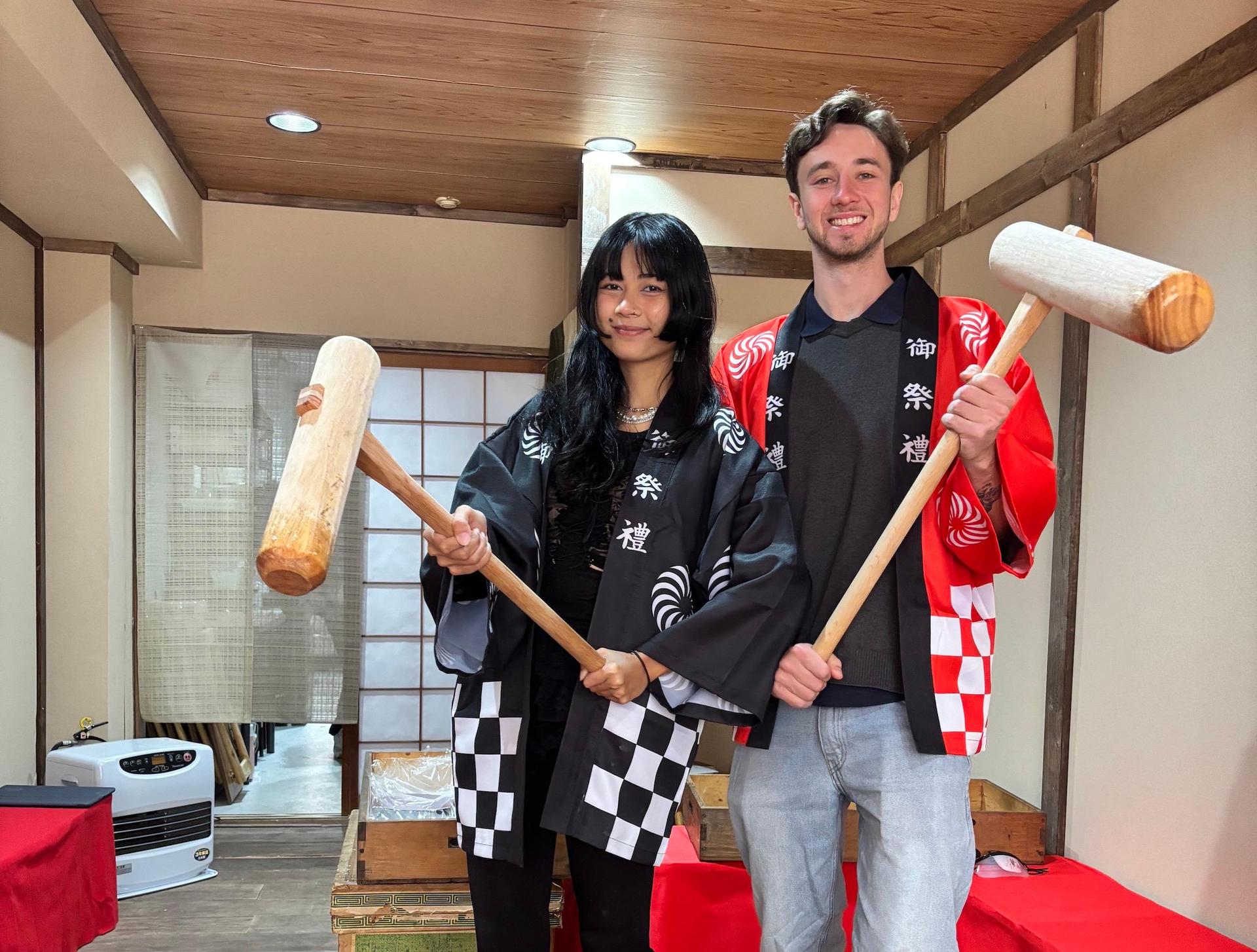 Osaka: Traditional Mochi Pounding Experience with Tasting - Thumbnail 2