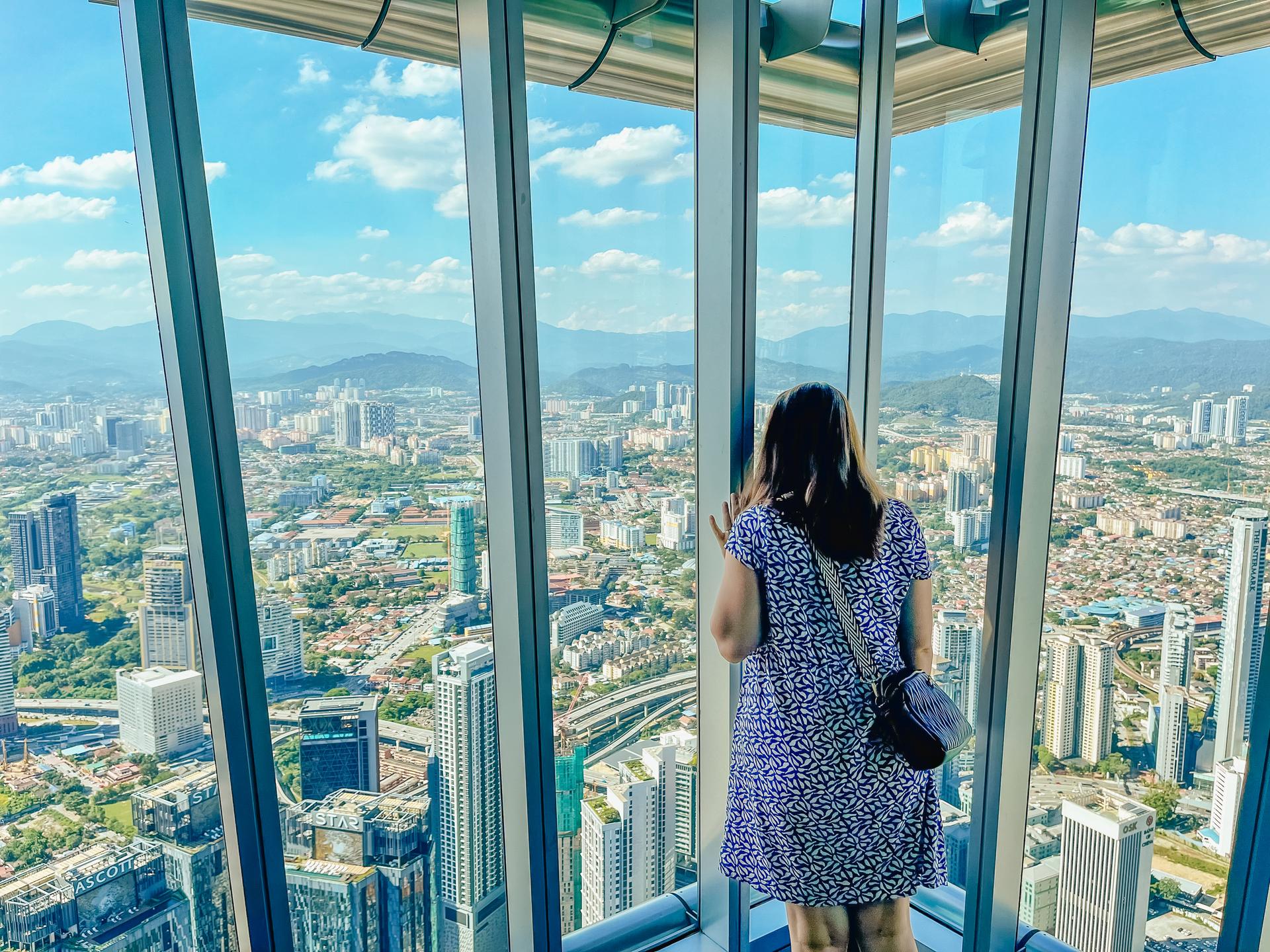 Kuala Lumpur: Skip-the-Line Petronas Twin Towers E-Ticket - Thumbnail 3