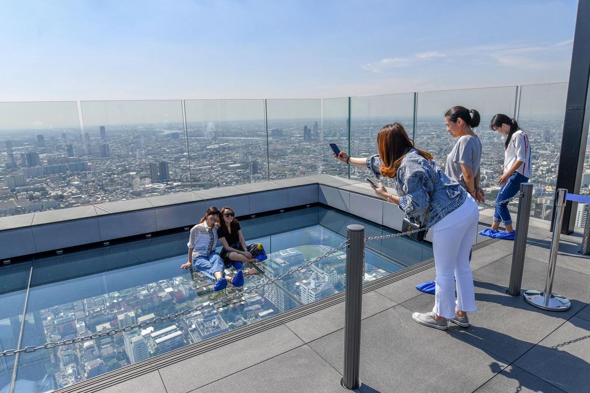 Bangkok: Mahanakhon SkyWalk Entry Ticket with Options - Thumbnail 2