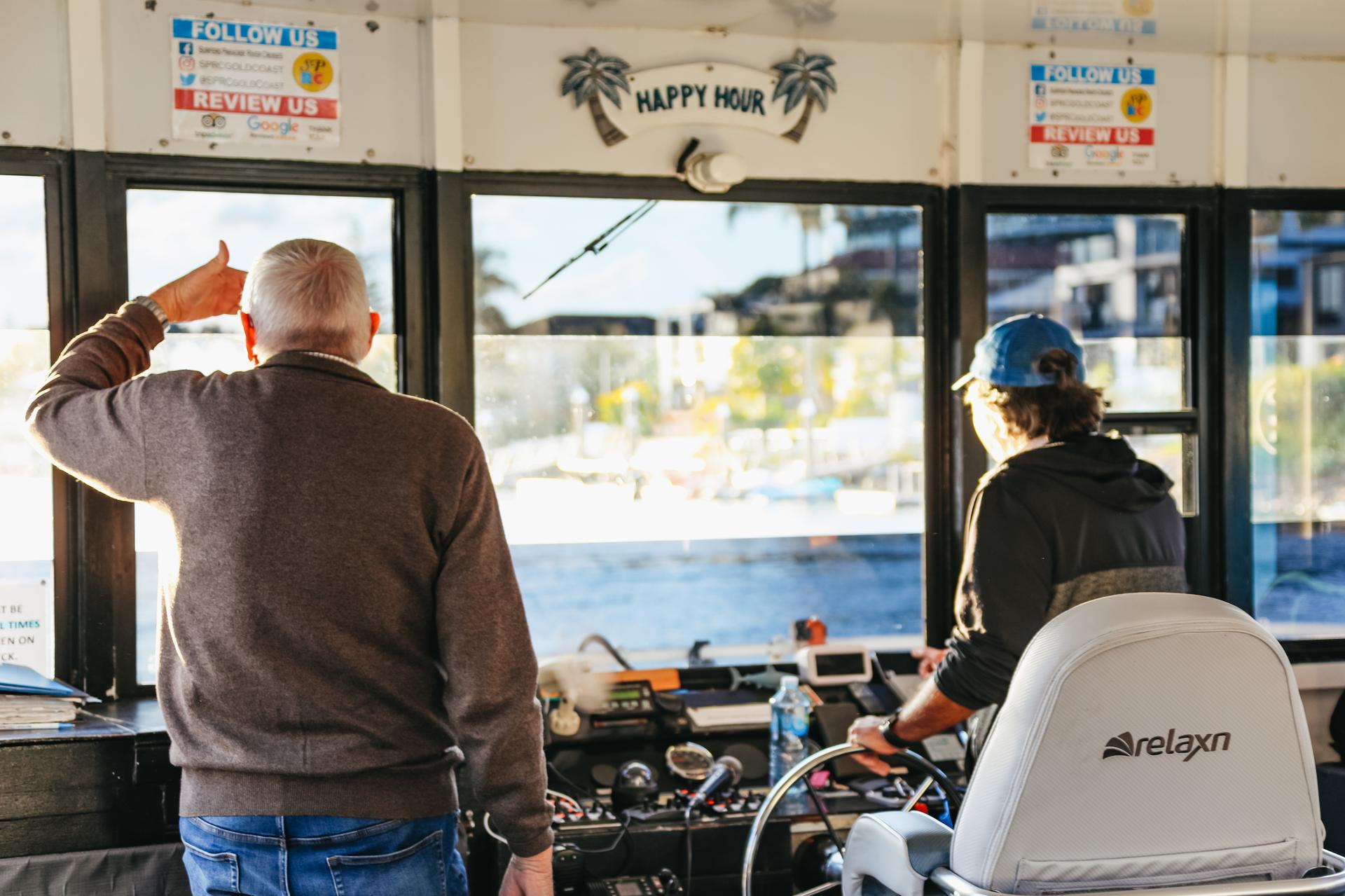 Surfers Paradise: Sightseeing Sunset River Cruise - Thumbnail 3