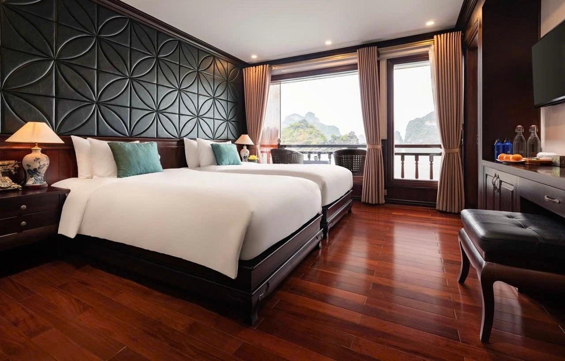 2-Day: Halong Lan Ha Bay 5 Stars Cruises w/Balcony & Bathtub - Thumbnail 2