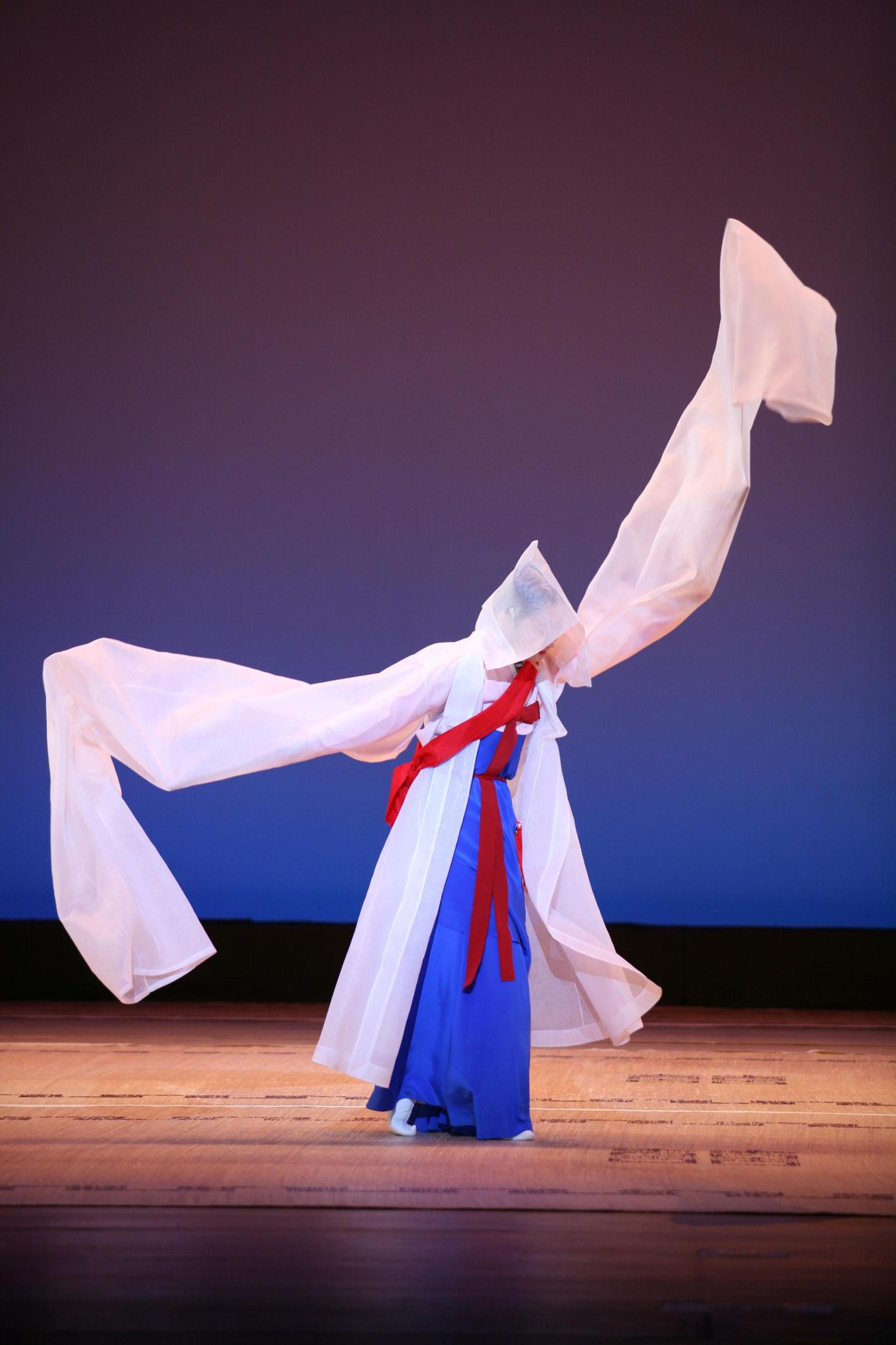 Seoul: Korean Traditional Music Museum & Live Concert Tour - Thumbnail 3