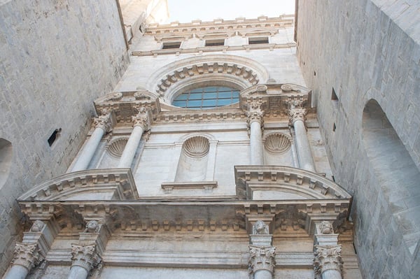 Guided tour group exploring the medieval streets and cathedral of Girona, a famous Game of Thrones filming location, on a day trip from Barcelona. Guided tour group exploring the medieval streets and cathedral of Girona, a famous Game of Thrones filming location, on a day trip from Barcelona.