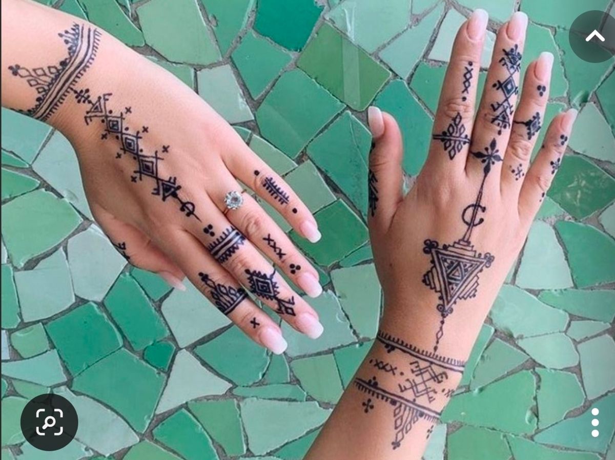 Trek & Tattoo: Das Dorf Imlil und die Berber-Henna-Tour — photo 2 of 7