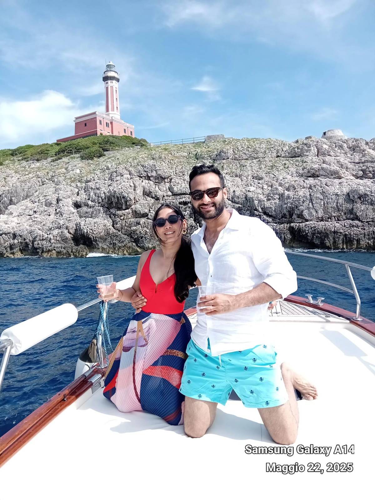 Capri: Private Boat Tour with Aperitif Included