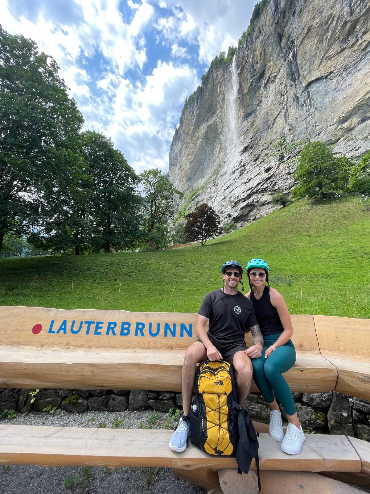 Interlaken: 72 Waterfalls Valley and Lauterbrunnen E-Bike Tour