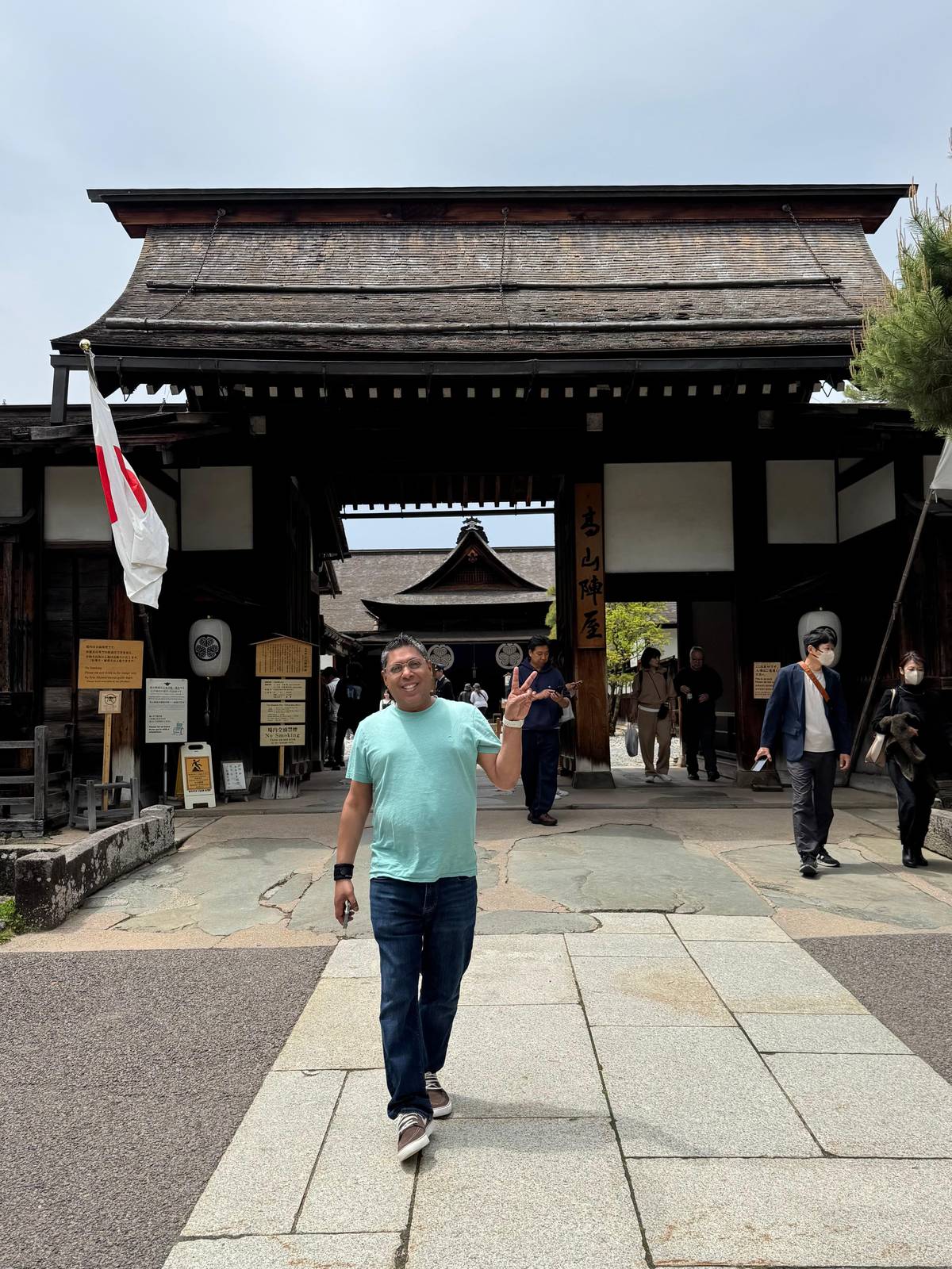 Shirakawa-go, Gokayama and Takayama Private Tour from Kanazawa