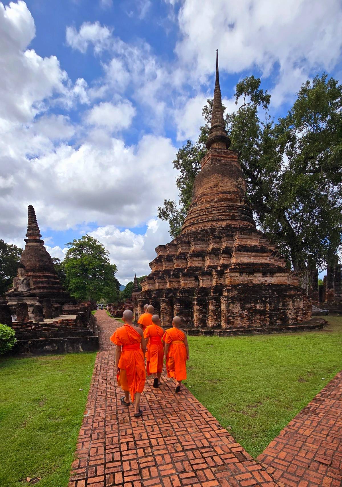 From Chiang Mai: Guided Tour of Sukhothai's UNESCO Heritage