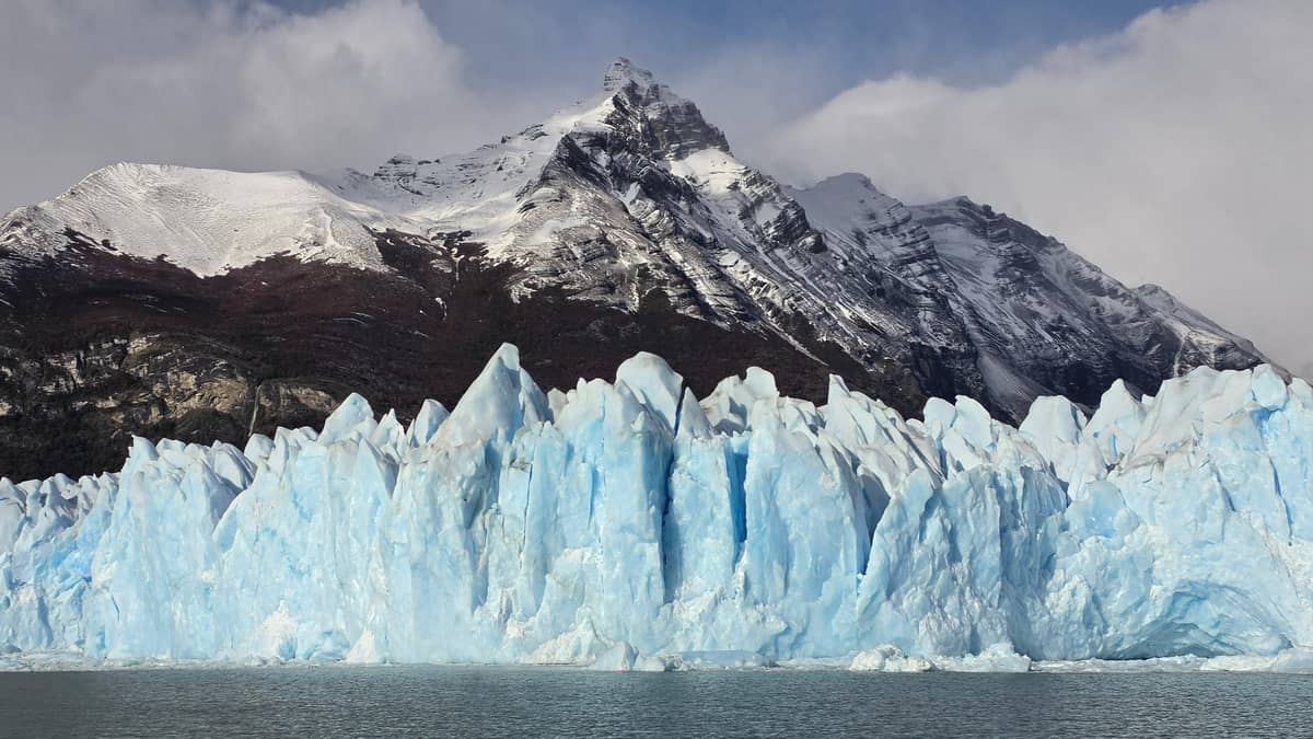 Perito Moreno Glacier 1 hr. Boat from Glaciers National park