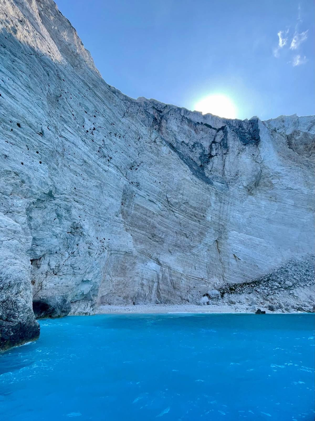 Porto Vromi: Shipwreck, Caves and White Beach Swimming Cruise