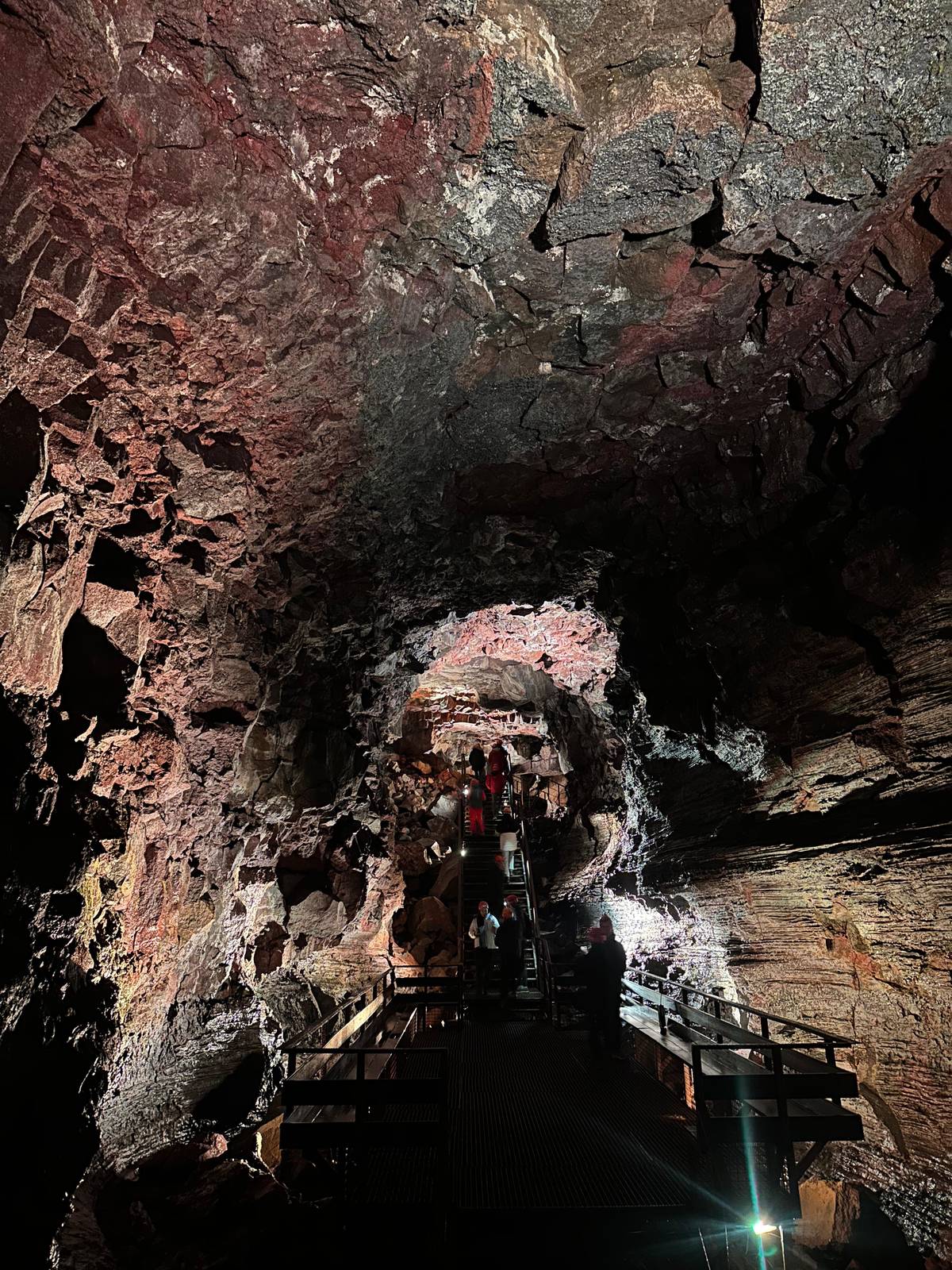 Reykjavík: Best of Golden Circle, Hidden Gems & Lava Tunnel