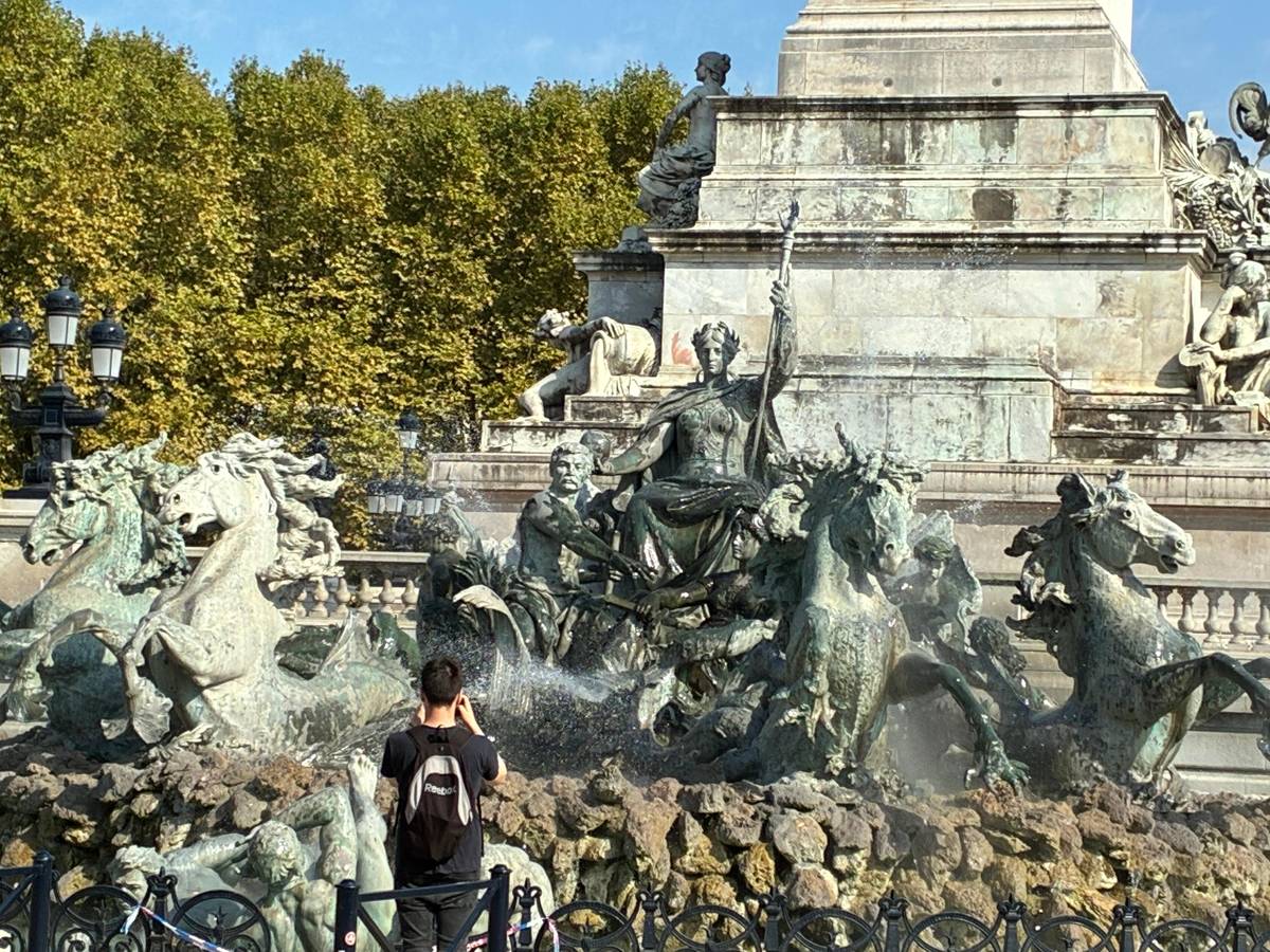 Bordeaux: Guided Walking Tour