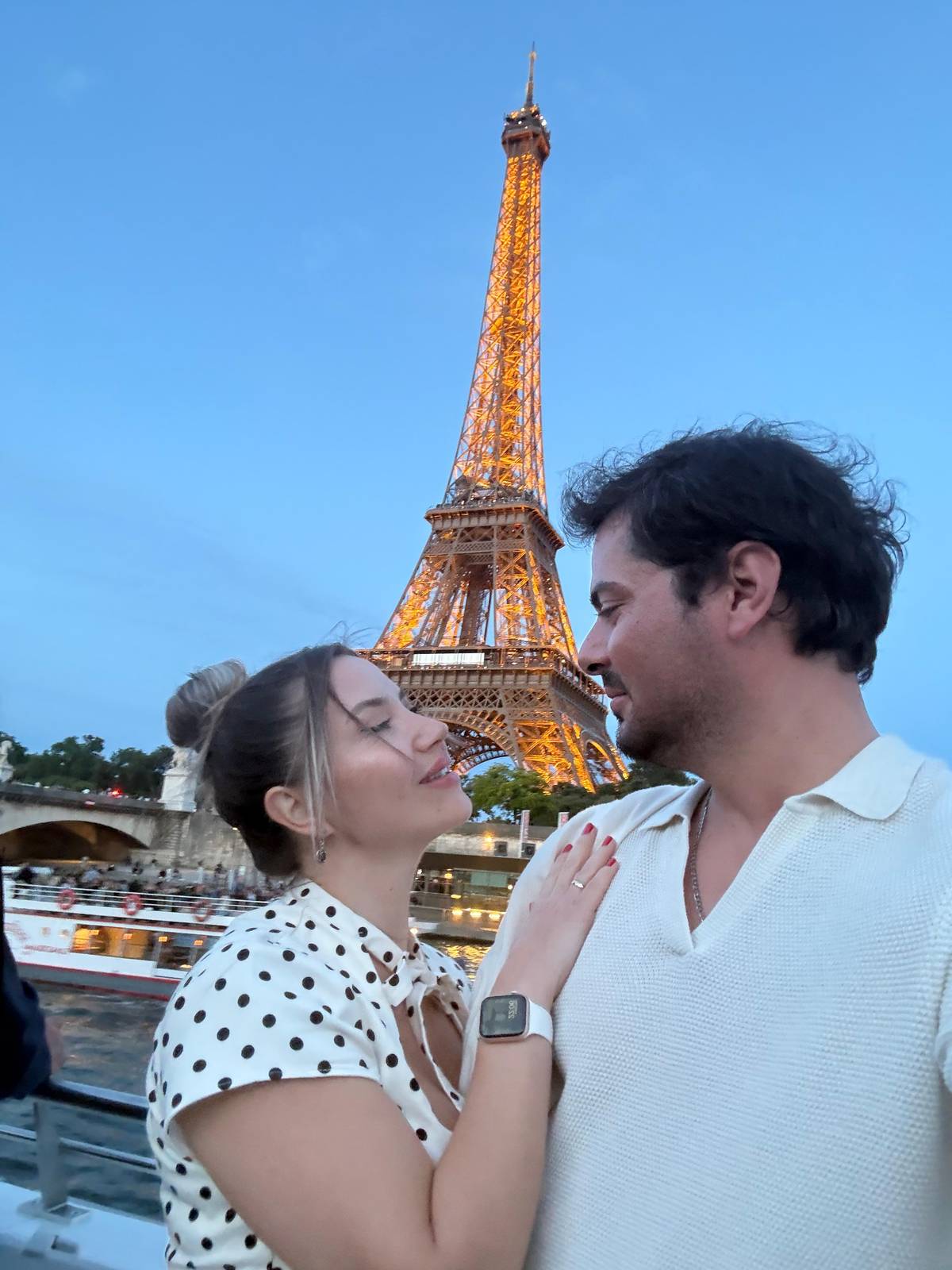 Paris: Bateaux Mouches® Dinner Cruise on the Seine River