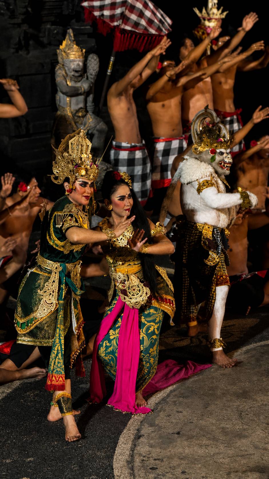Rama, Shinta and the white monkey Hanoman