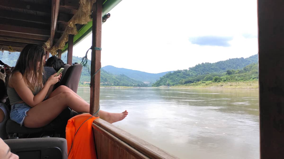 From Chiang Rai: Slow Boat to Laos (Luang Prabang) 2-Day Tour