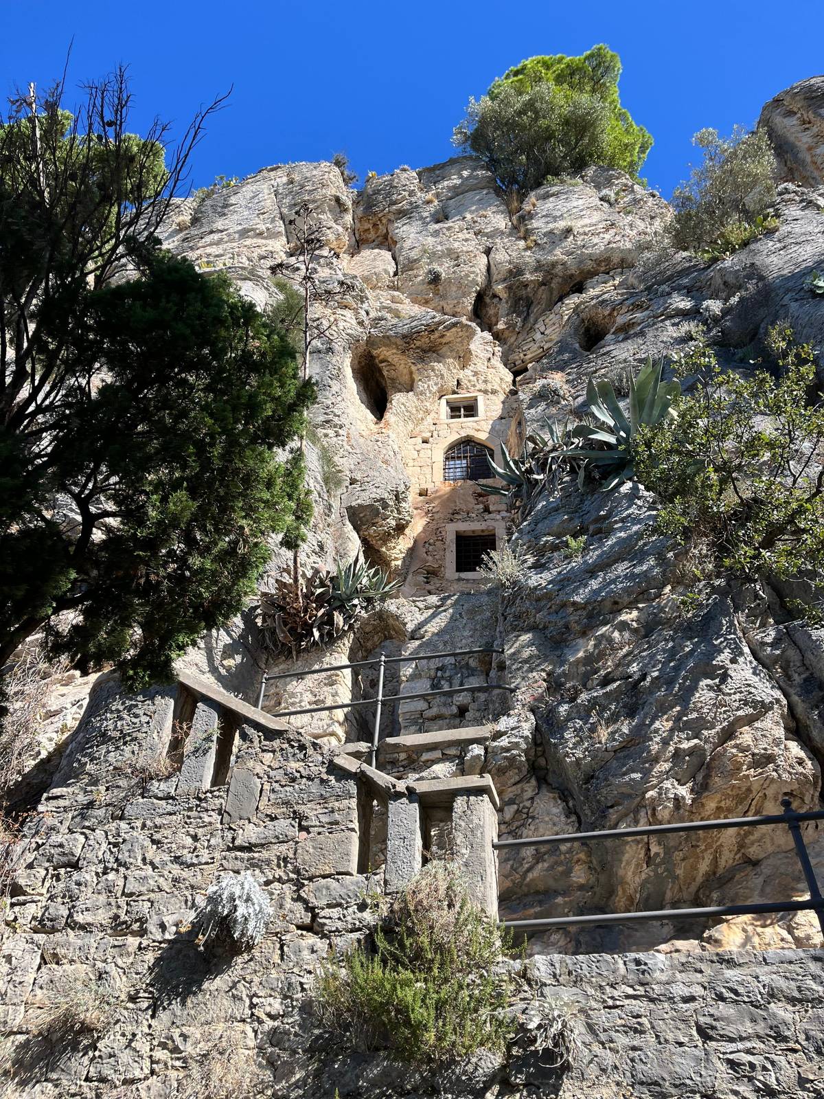 Split electric bike tour