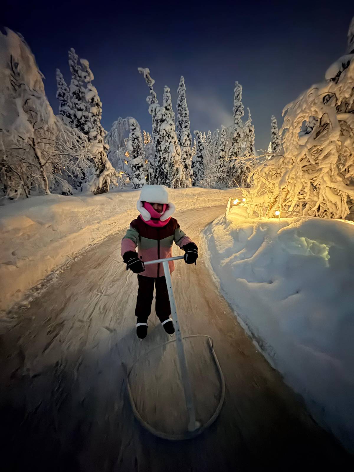 Levels of ice skating, and how to start on the Levi ice