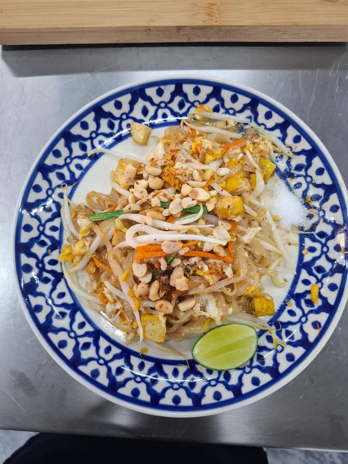 Vegetarian and vegan cooking class in Chiang Mai, and eating out meat-free