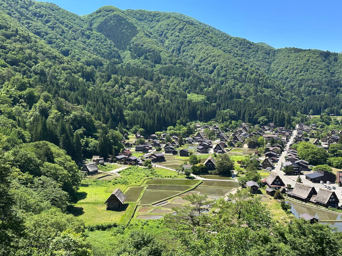 Kanazawa: World Heritage Shirakawa-go Morning Guided Tour