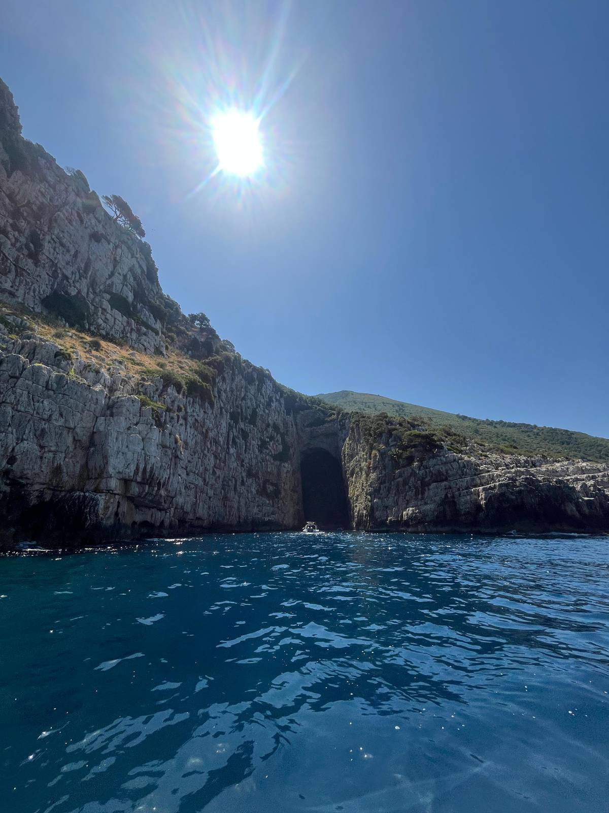 Durres: Speedboat Tour to Sazan Island, Cave & Karaburun