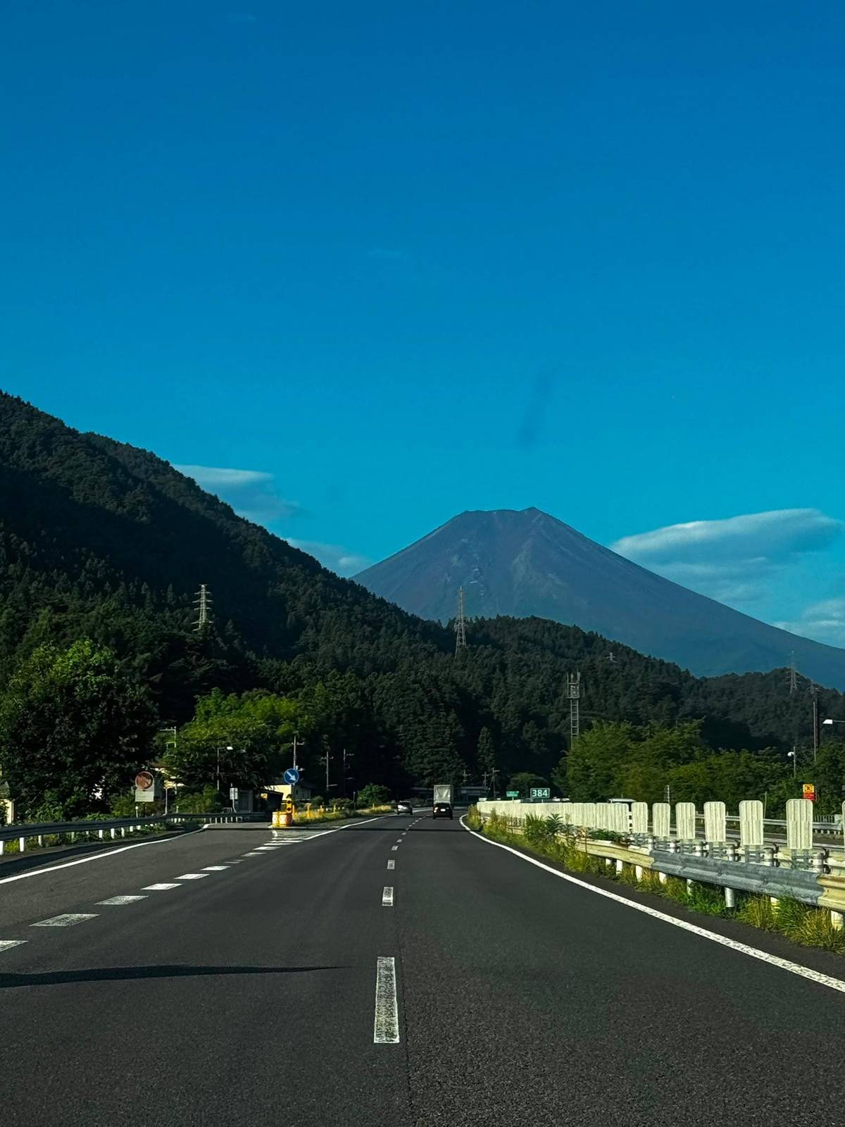 Mount Fuji from Tokyo: how far it is and how to get there