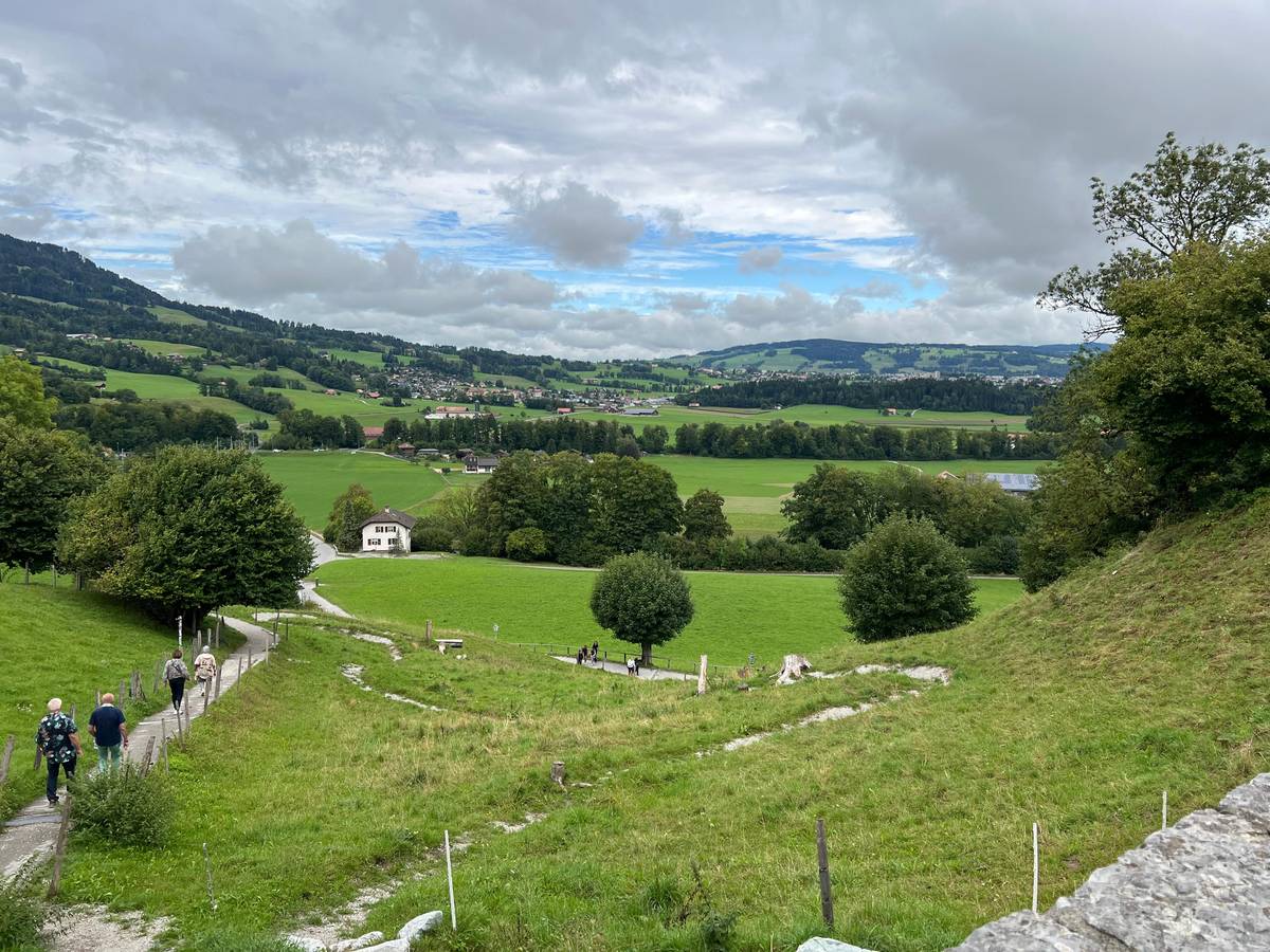 Gruyères Village, Cheese & Chocolate Day Tour from Bern