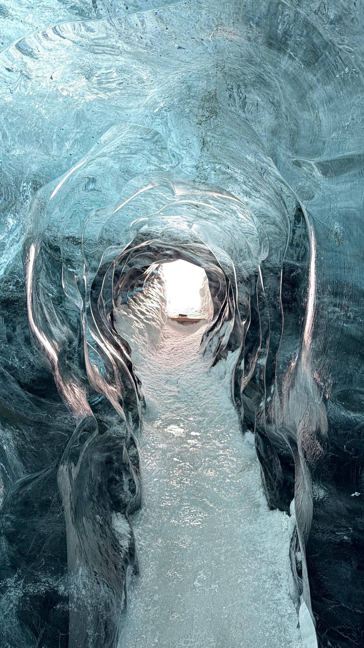 Blue ice cave tour from Jökulsárlón