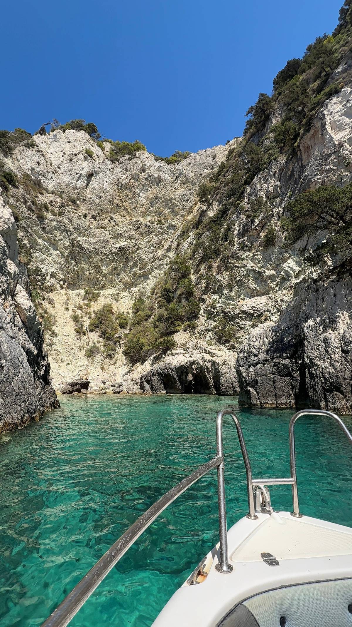 Zakynthos: Turtles, Marathonisi and Keri Caves Speedboat Tour