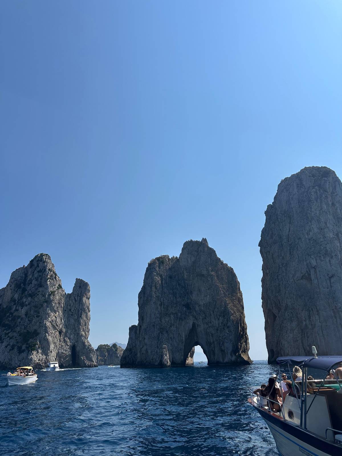 Capri Exclusive Small Group Boat Tour - Swimming & Drinks