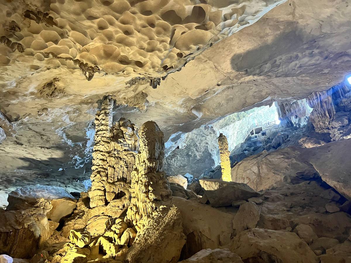 Hanoi: Ha Long Bay Luxury Day Cruise - Kayak, Titop, Cave