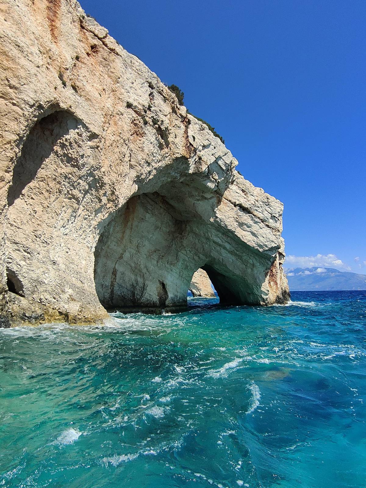 Zakynthos: Shipwreck Beach, Viewpoint and Blue Caves Day Tour