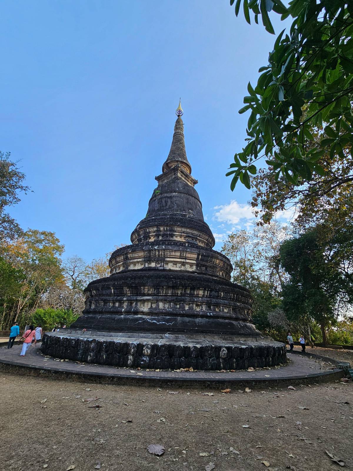 Chiang Mai: Doi Suthep and Wat Umong Enchanting Evening Tour