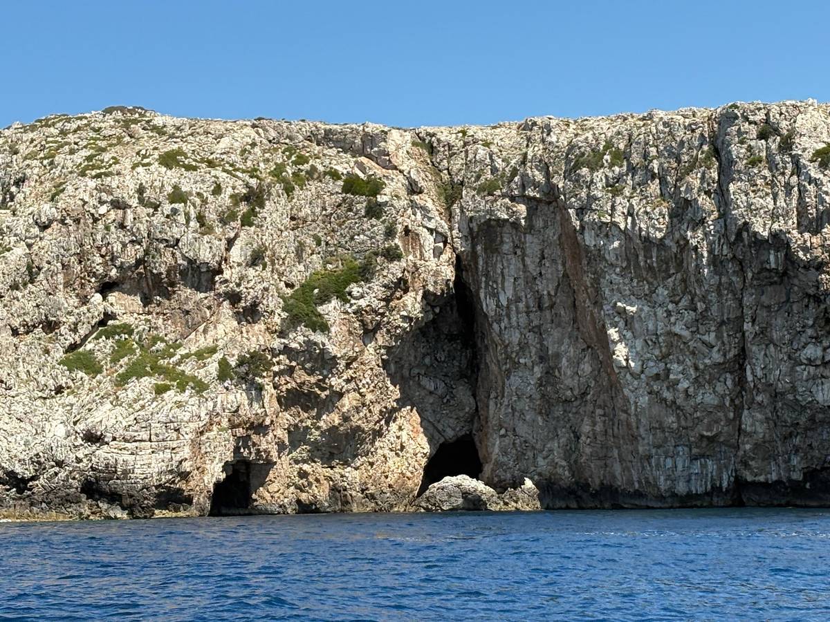 Golem to Grama Bay, Blue Cave & Secret Canyons by Speedboat